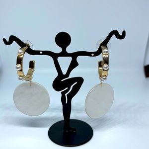 Rampage Gold and White Earrings 1.5”